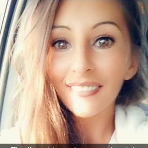 Meet your Posher, Holly